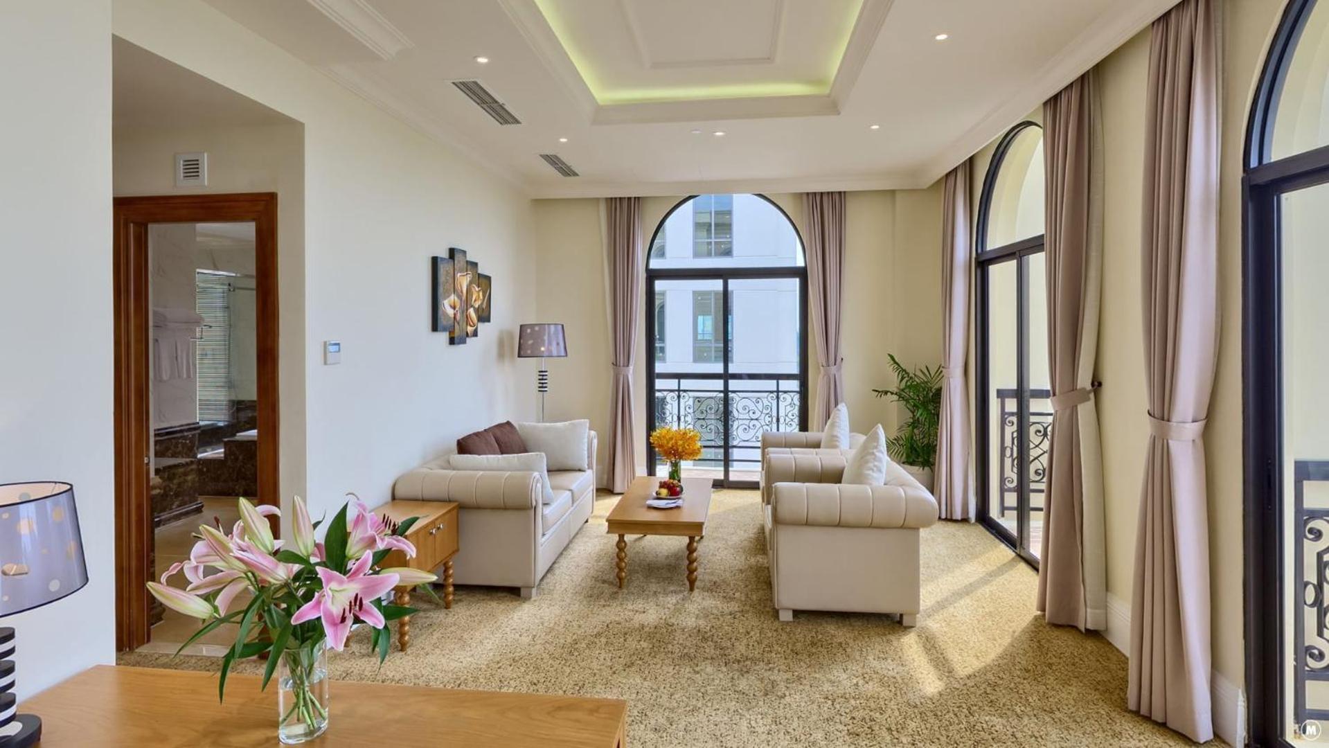 Merperle Crystal Palace Ho Chi Minh City Exterior photo